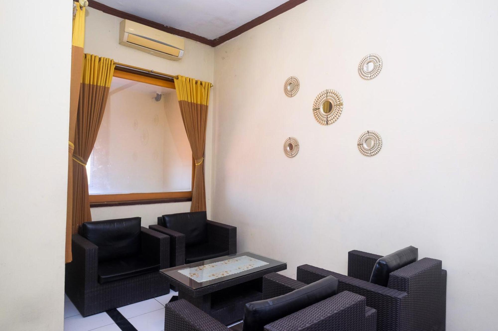Urbanview Hotel Dedy Jaya Brebes Exterior photo